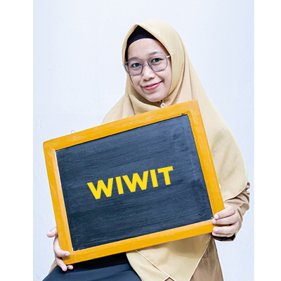 Ustadzah. Wiwit